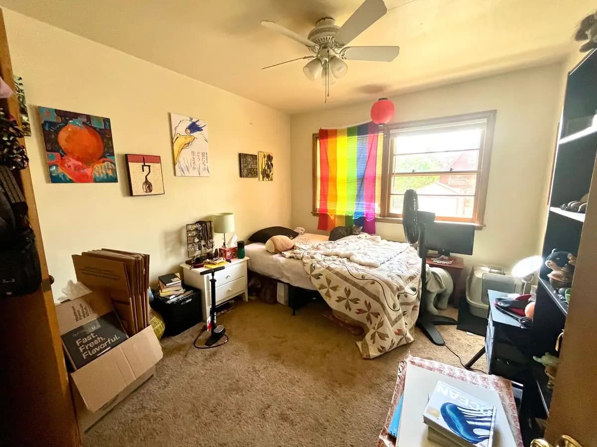 4474 N Oakland Ave - Apartment - 9