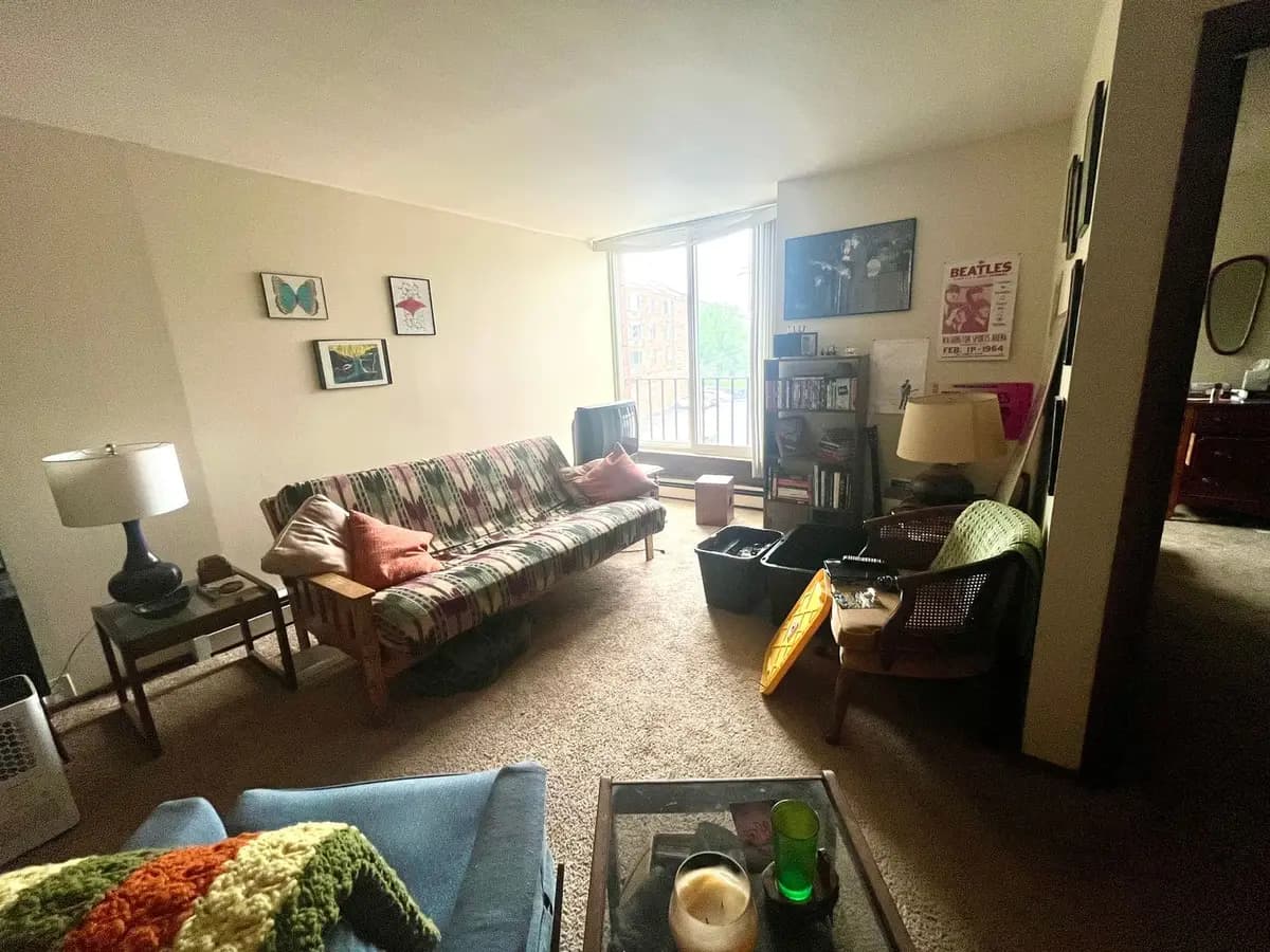 undefined apartments for rent - image - large (10).jpeg