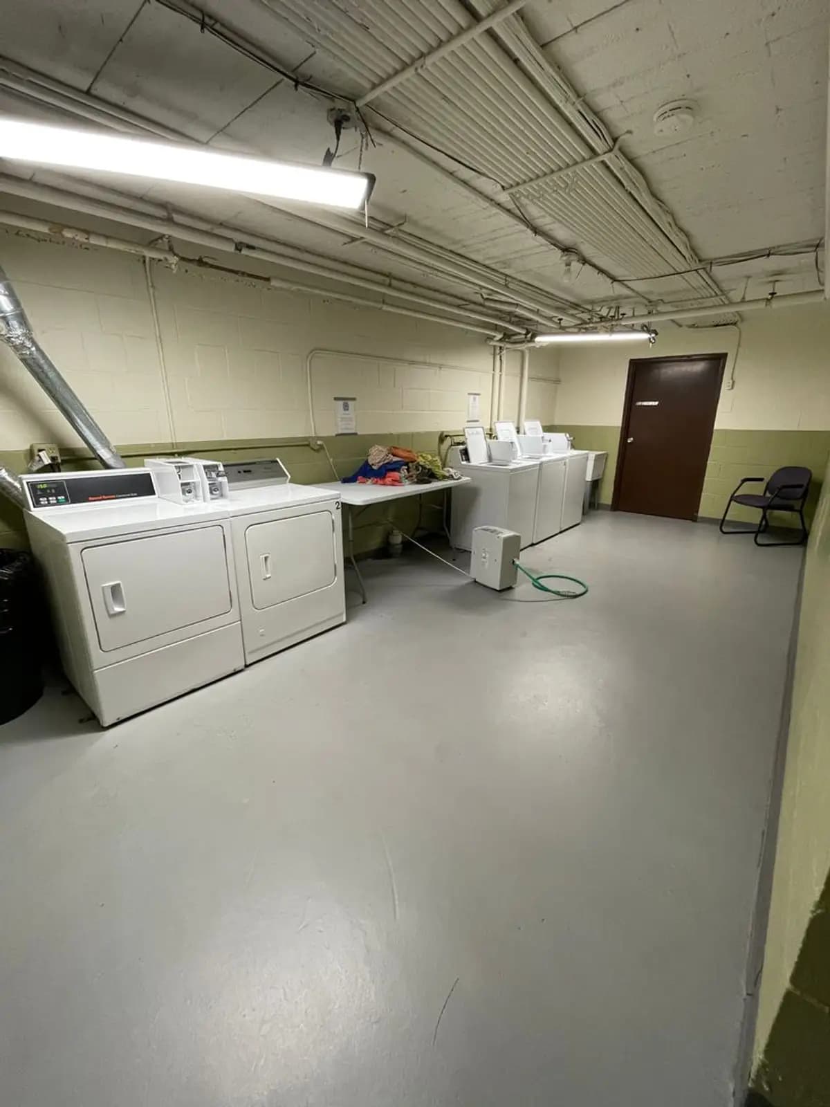 undefined apartments for rent - image - large (8).jpeg - 1