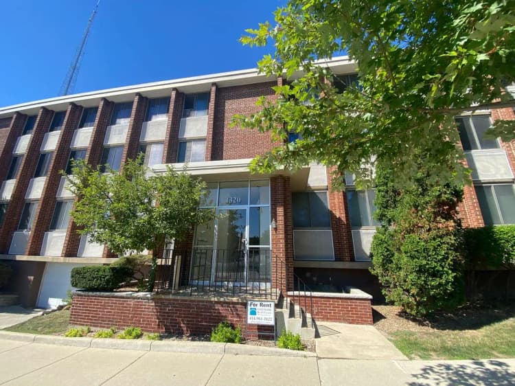 undefined apartments for rent - image - large.jpg