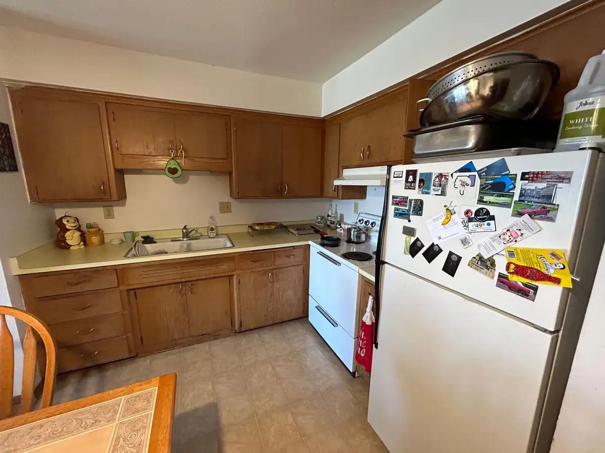 undefined apartments for rent - image - large (18).jpeg - 1