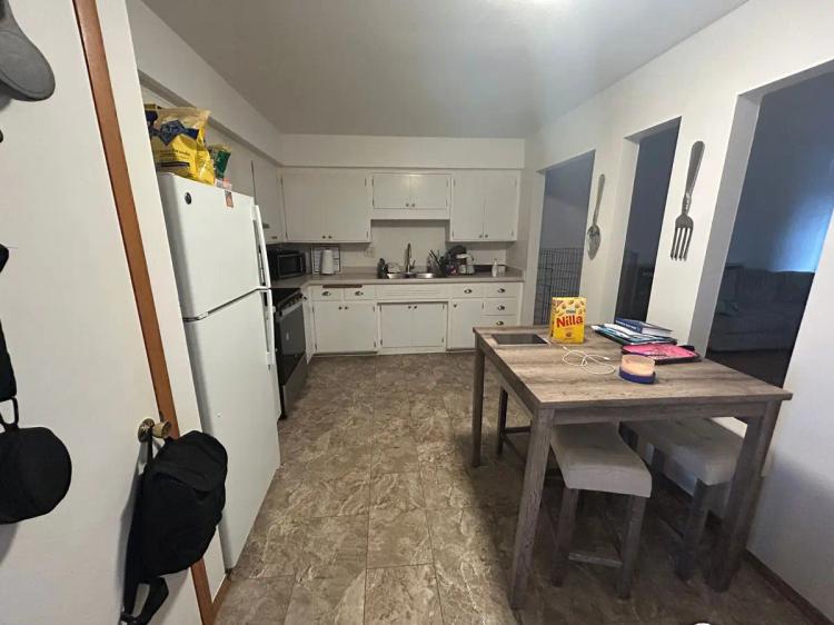 undefined apartments for rent - image - large (38).jpeg