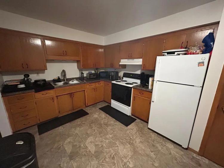 undefined apartments for rent - image - large (8).jpeg