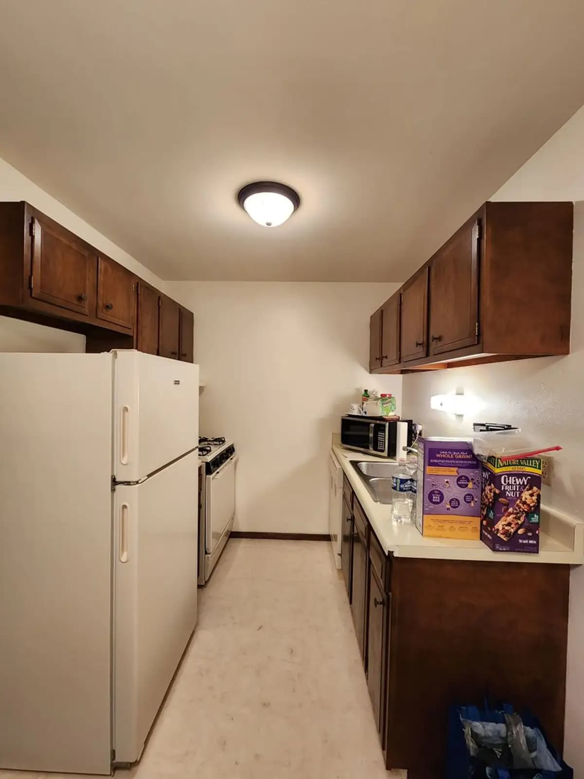 undefined apartments for rent - image - large (1).jpg - 1