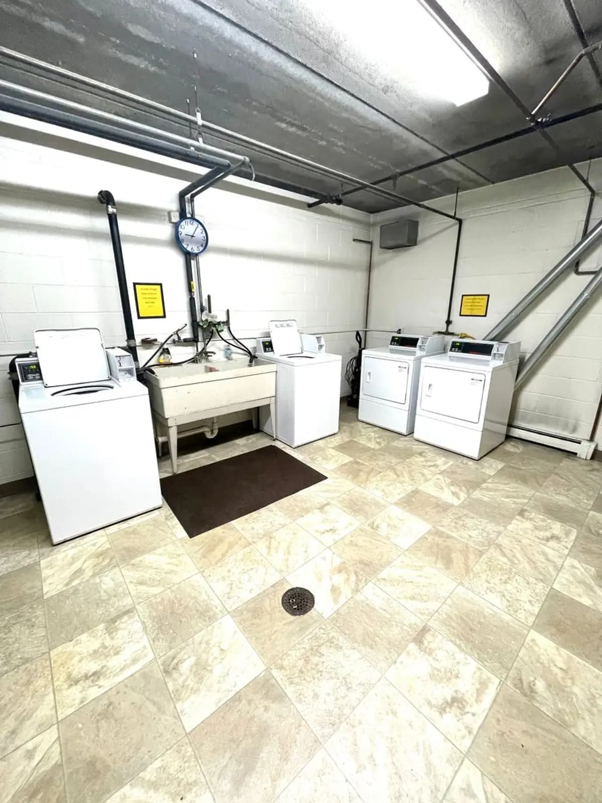 undefined apartments for rent - image - large (19).jpeg - 3