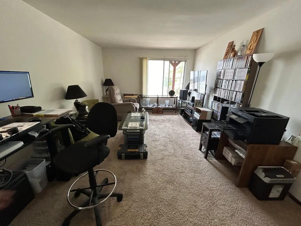 undefined apartments for rent - image - large (4).jpeg - 2