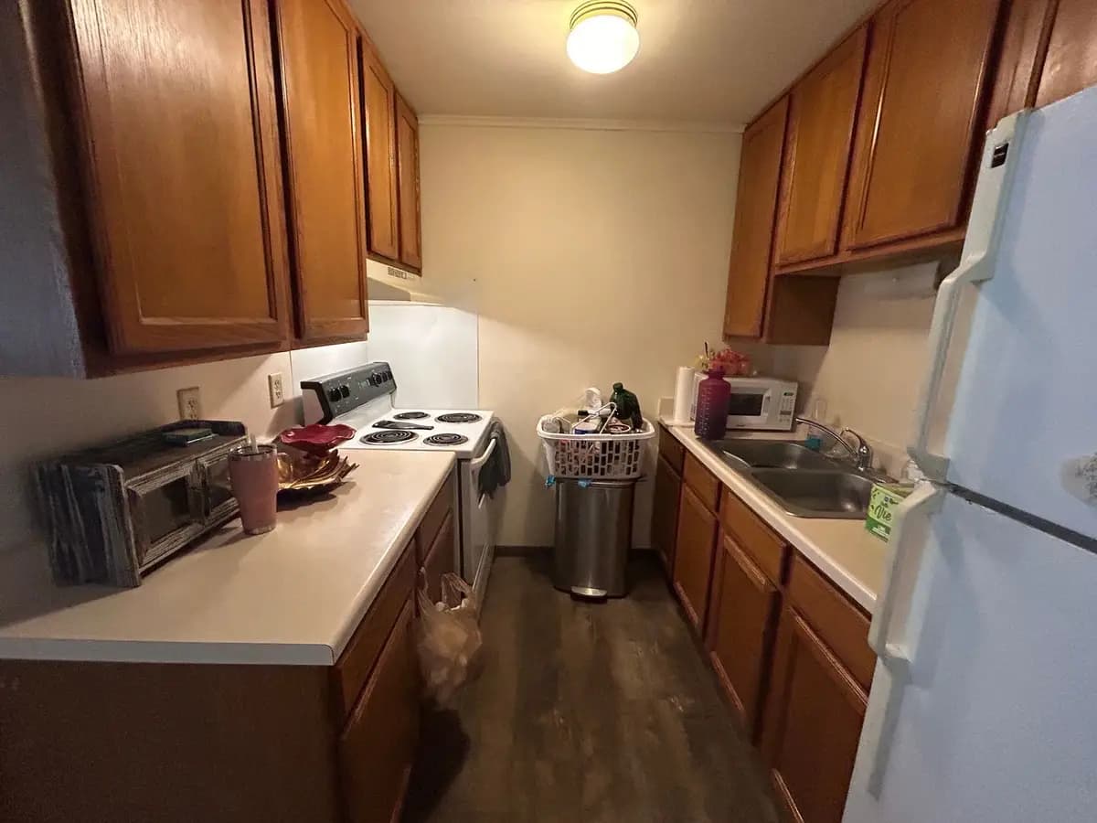 433 S. Hawley Rd - Apartment - 2