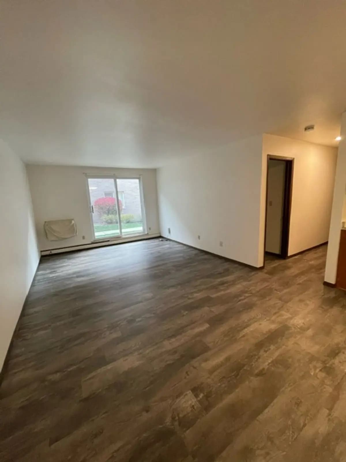 433 S. Hawley Rd - Apartment - 22