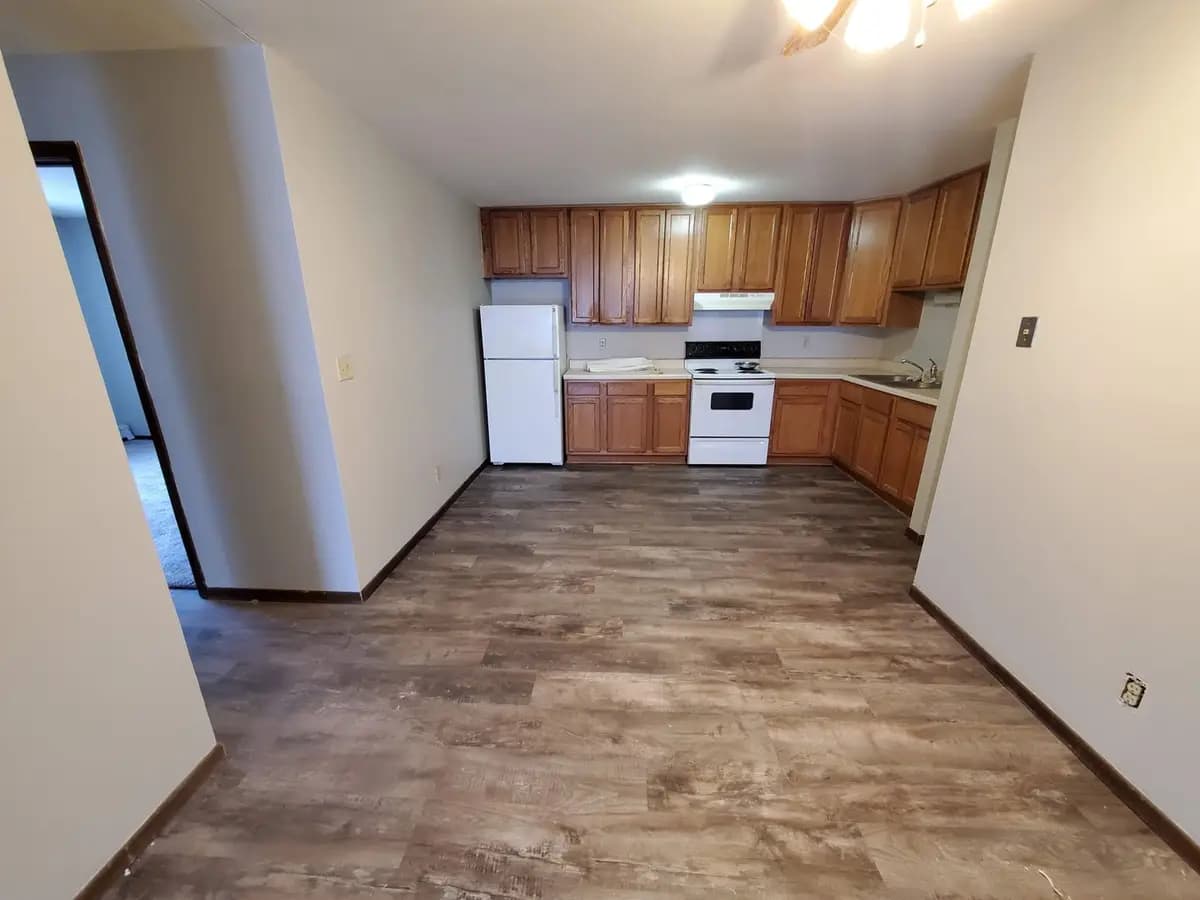 433 S. Hawley Rd - Apartment - 5