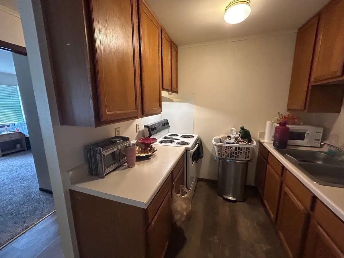 433 S. Hawley Rd - Apartment - 27
