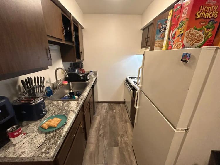 undefined apartments for rent - image - large (1).jpeg