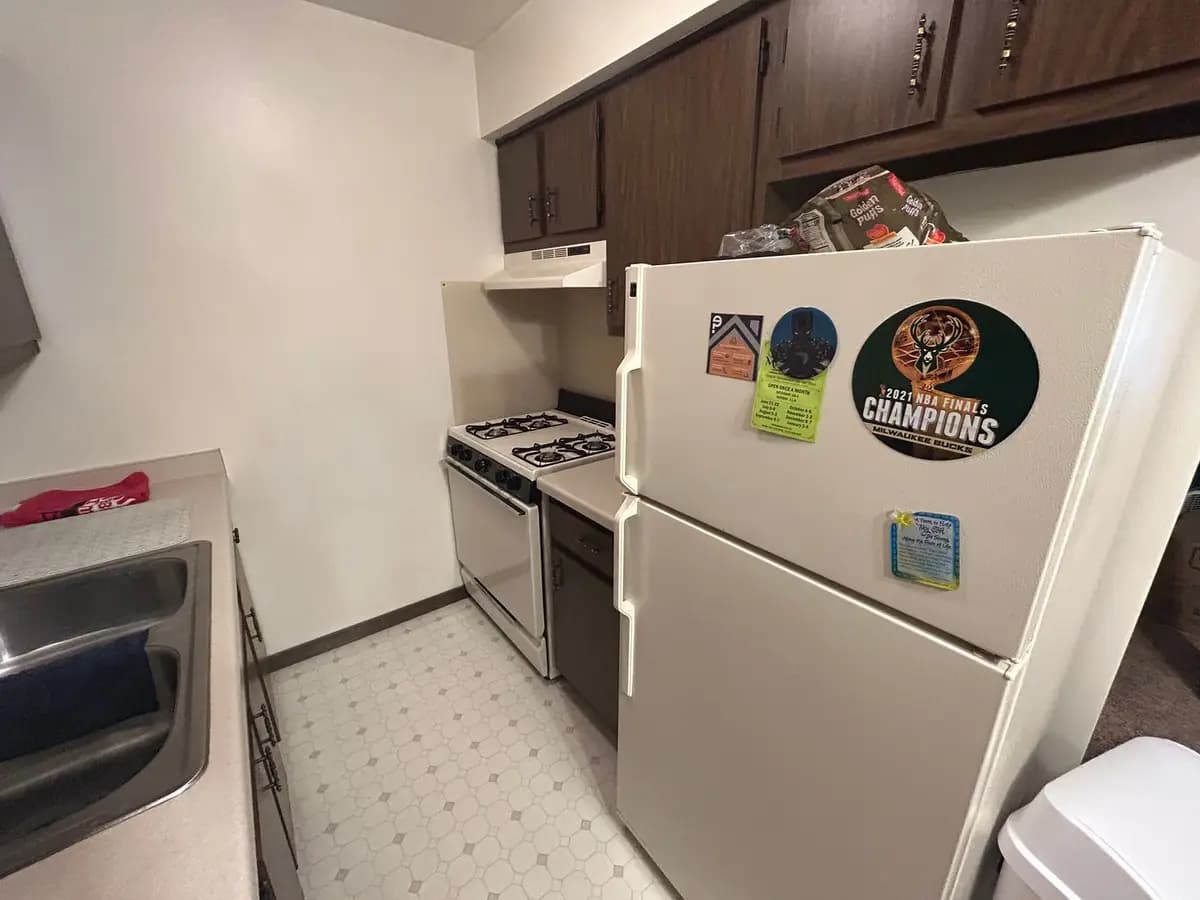 undefined apartments for rent - image - large (13).jpeg - 0