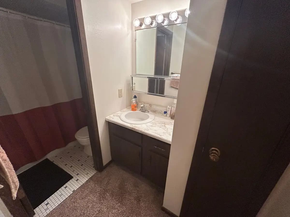 undefined apartments for rent - image - large (18).jpeg - 1