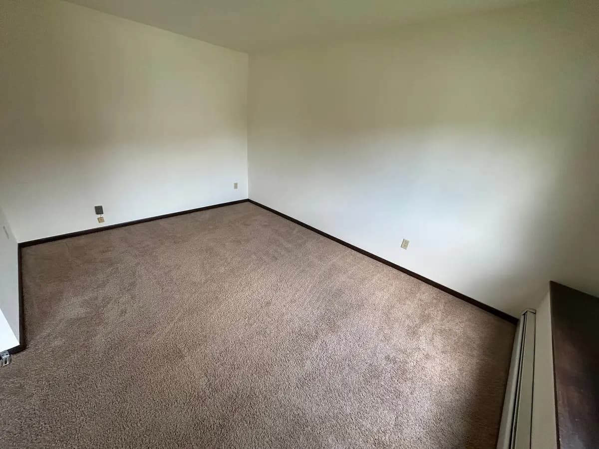 undefined apartments for rent - image - large (24).jpeg - 3