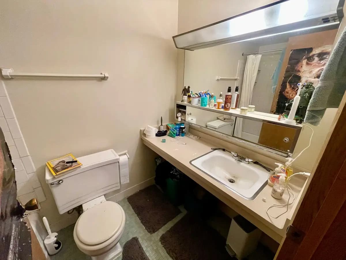 undefined apartments for rent - image - large (11).jpeg - 2
