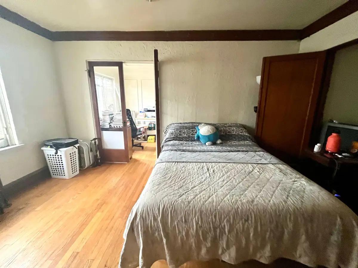 undefined apartments for rent - image - large (2).jpeg - 1