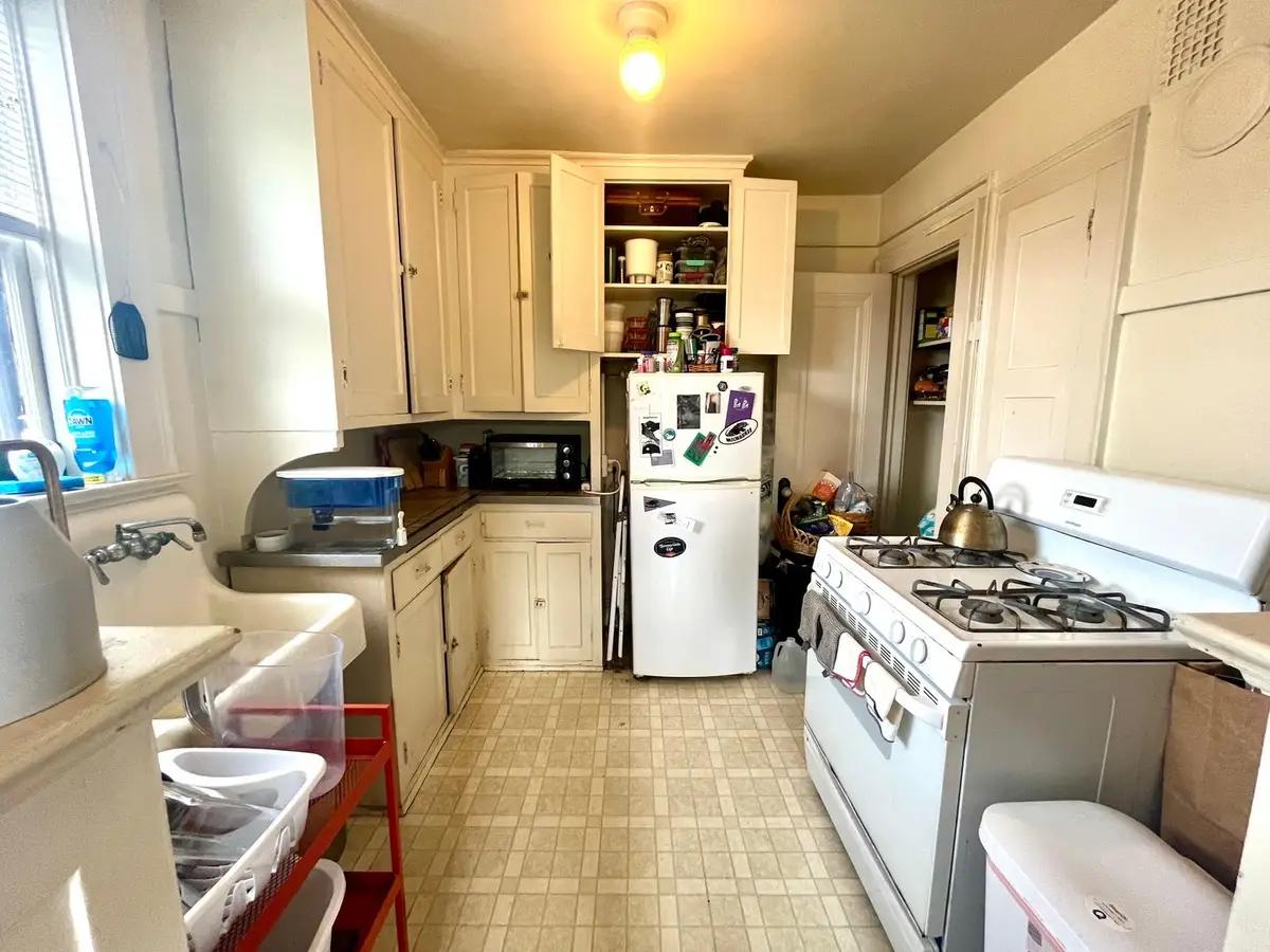 undefined apartments for rent - image - large (6).jpeg