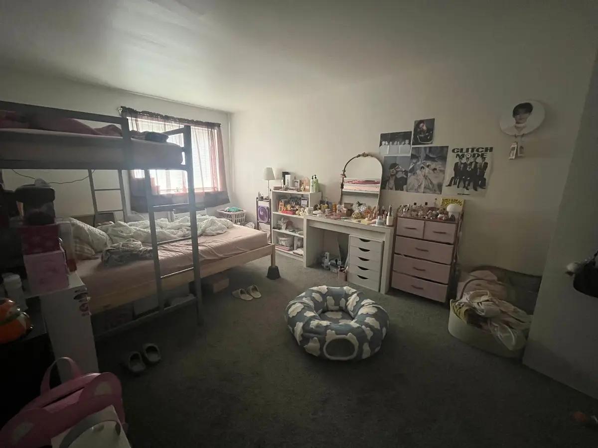 undefined apartments for rent - image - large (6).jpeg - 1