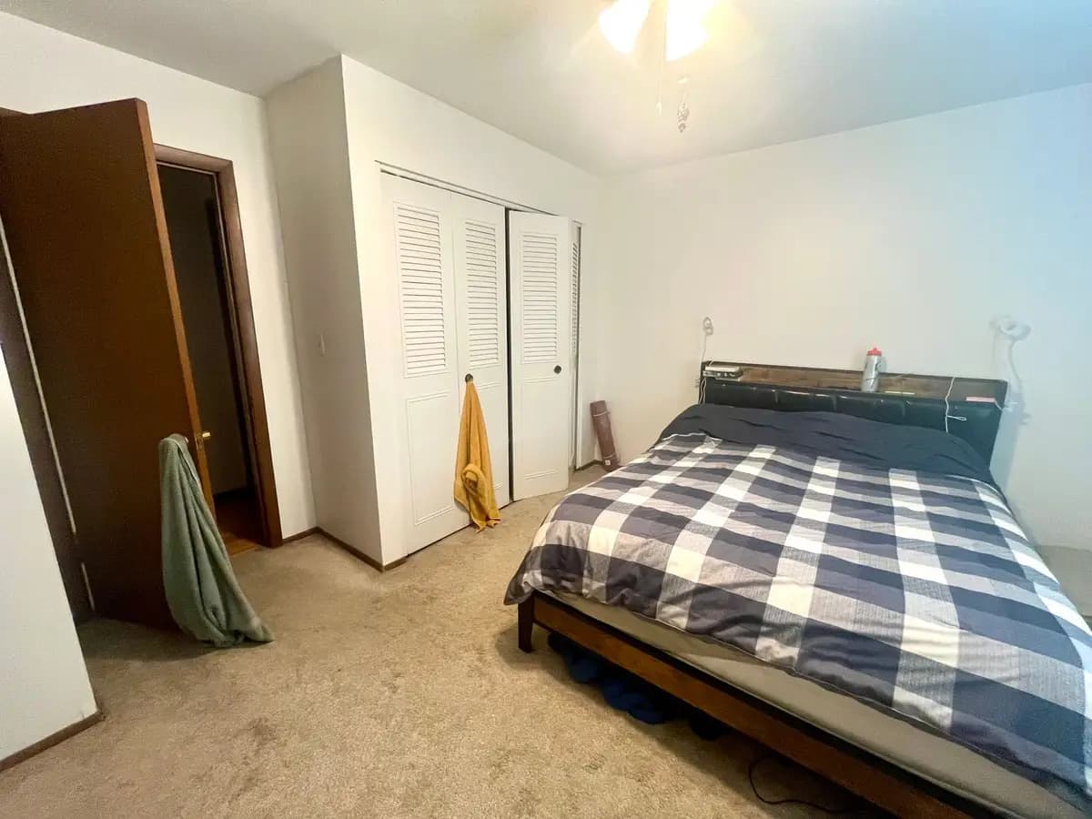undefined apartments for rent - image - large (9).jpeg - 1
