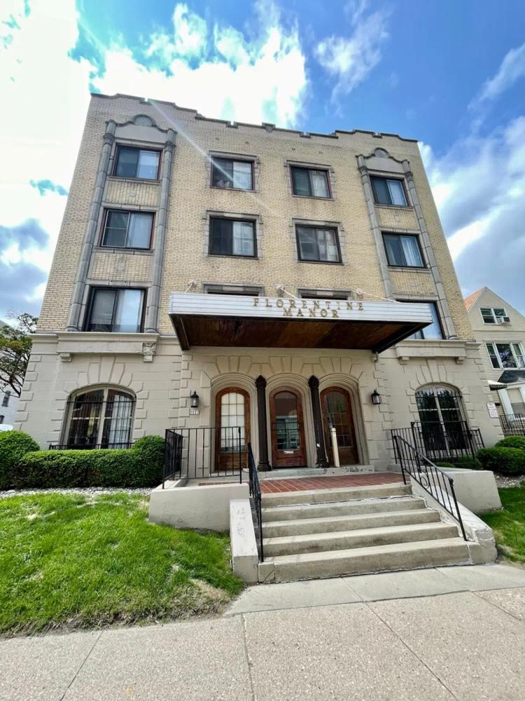 undefined apartments for rent - image - large (18).jpeg