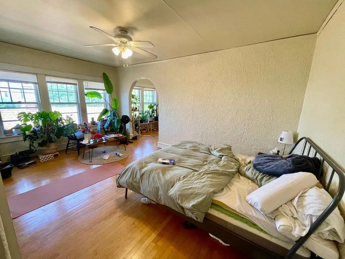 undefined apartments for rent - image - large (29).jpeg