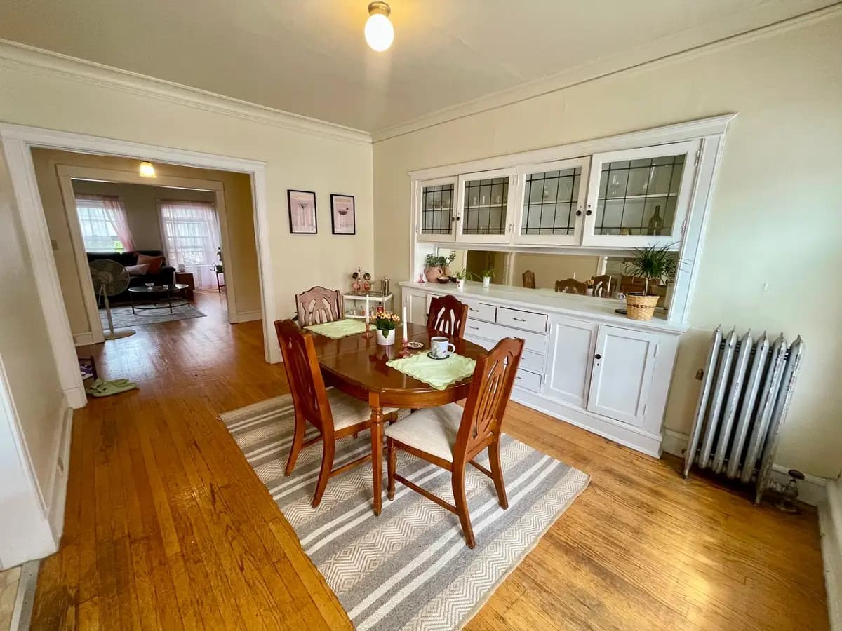 undefined apartments for rent - image - large (6).jpeg - 2