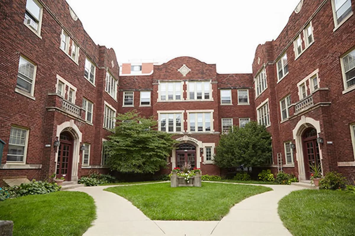 undefined apartments for rent - image - original.jpg - 1