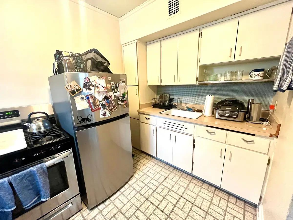 undefined apartments for rent - image - large (5).jpeg - 1