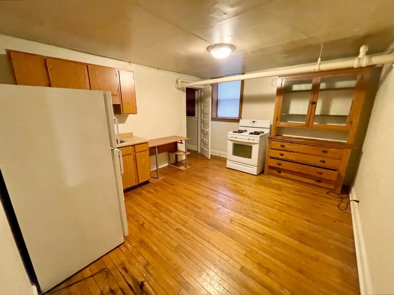 undefined apartments for rent - image - large (5).jpeg