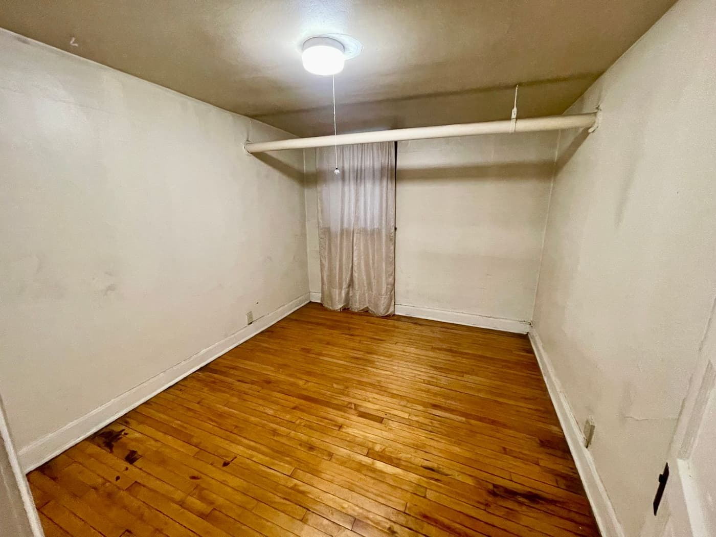undefined apartments for rent - image - large (9).jpeg - 3