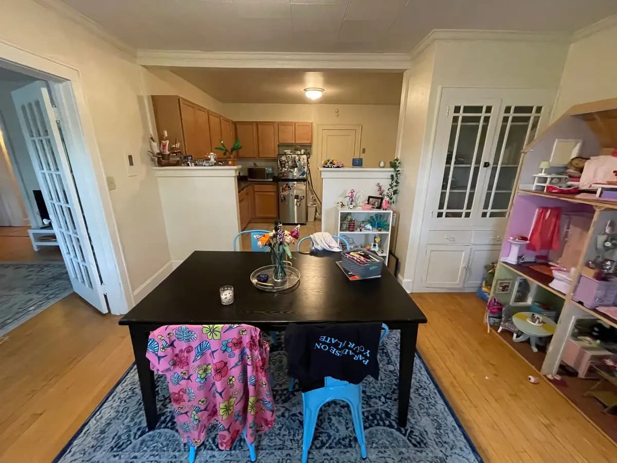 undefined apartments for rent - image - large (4).jpeg - 3