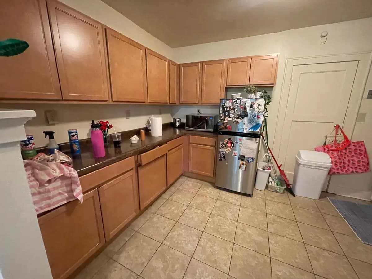 undefined apartments for rent - image - large (5).jpeg - 0