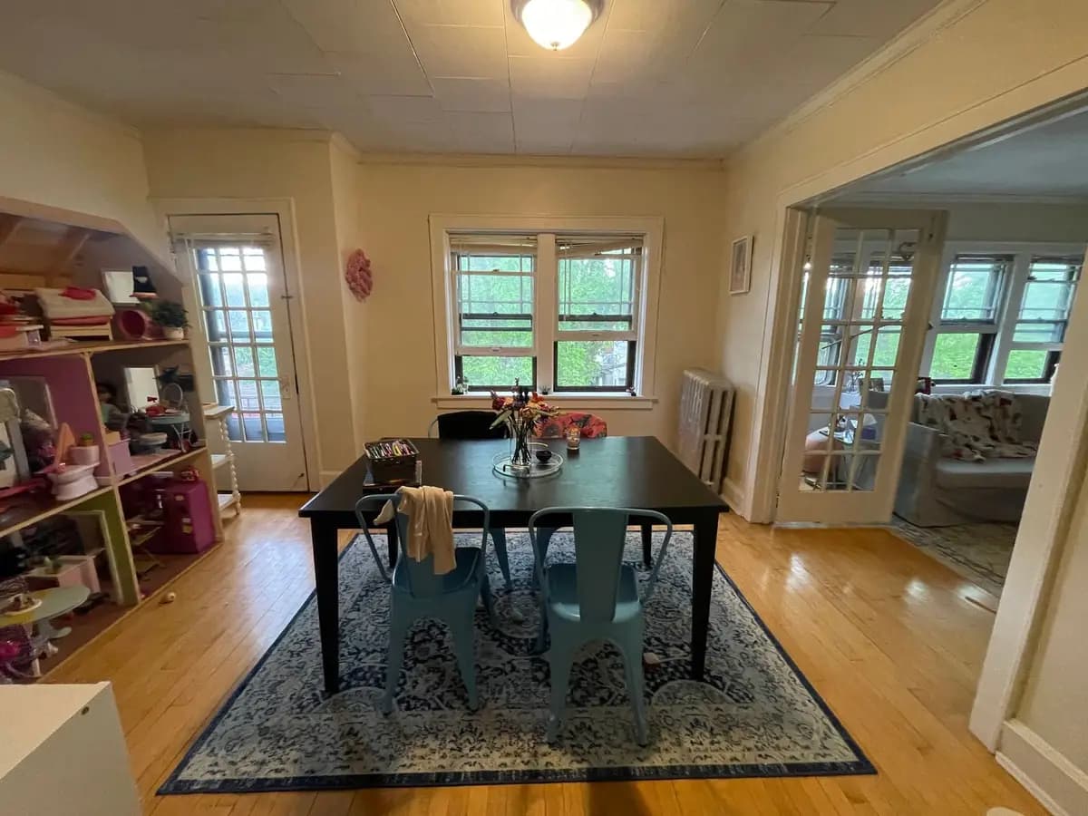 undefined apartments for rent - image - large (8).jpeg - 3