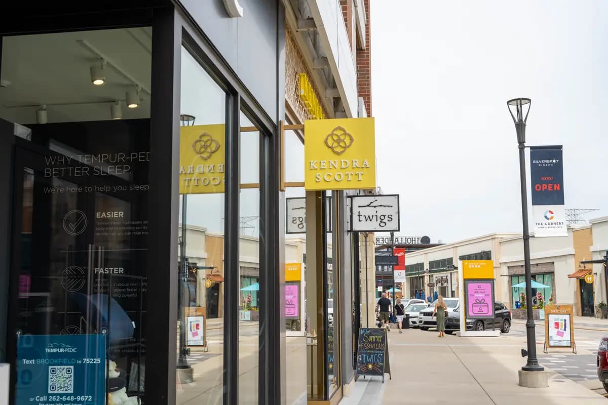 undefined apartments for rent - image - DSC_1172.jpg - 1