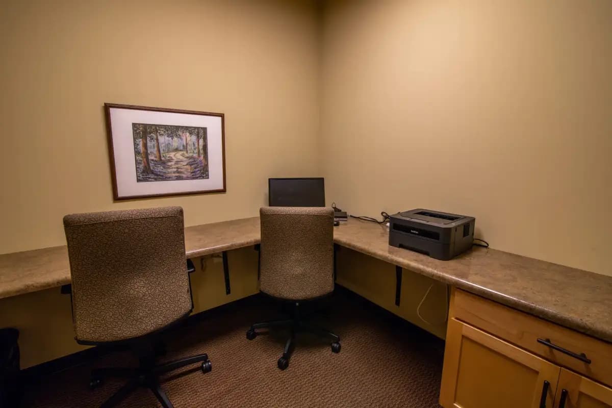 Cedar Glen Senior Apartments - Apartment - 5