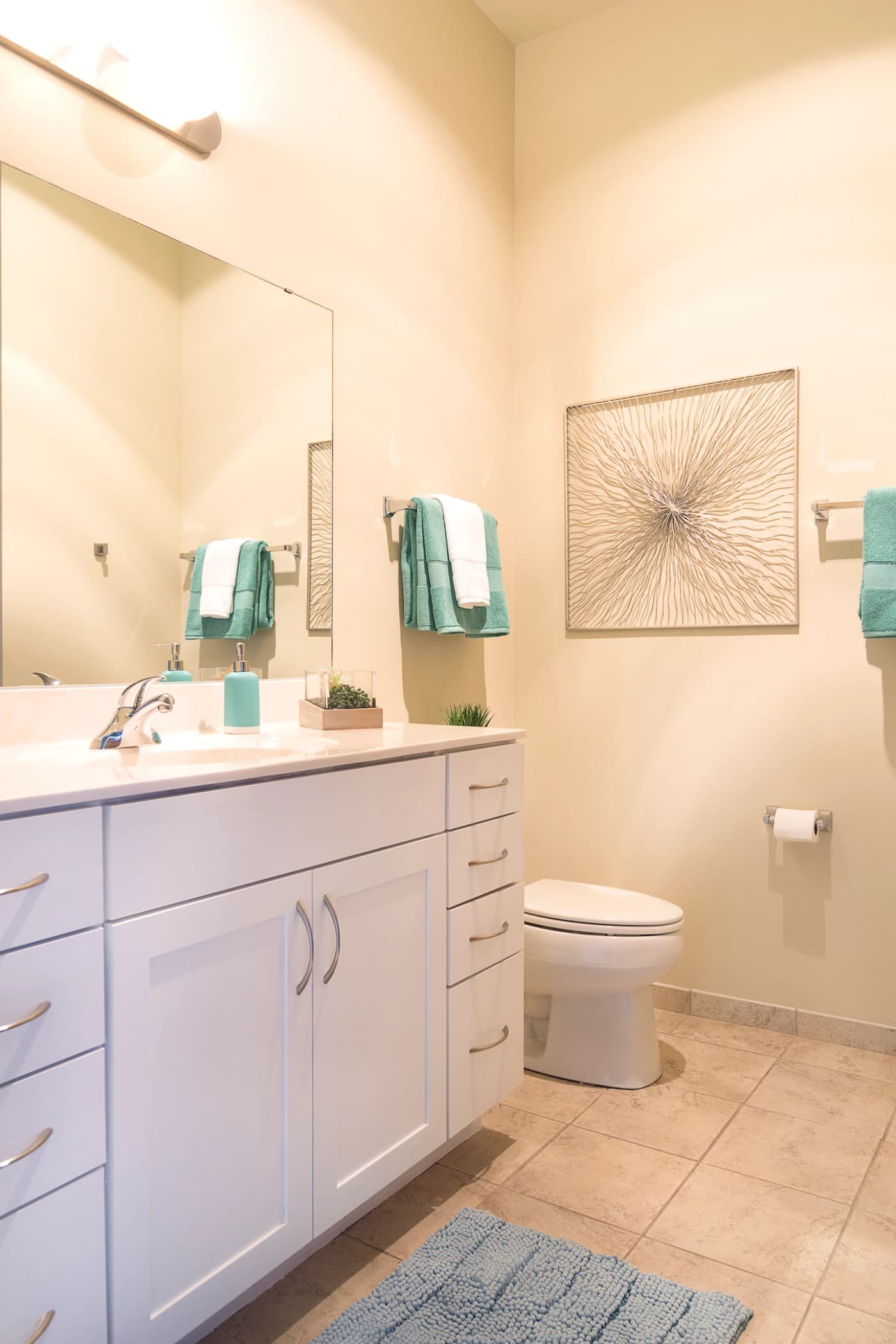 undefined apartments for rent - image - dsc_2791_m_med.webp - 3