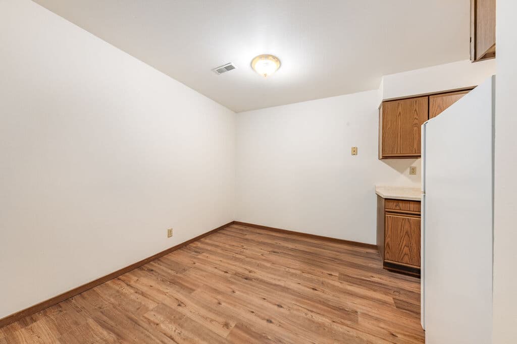 Atrium Apartments - Apartment - 14