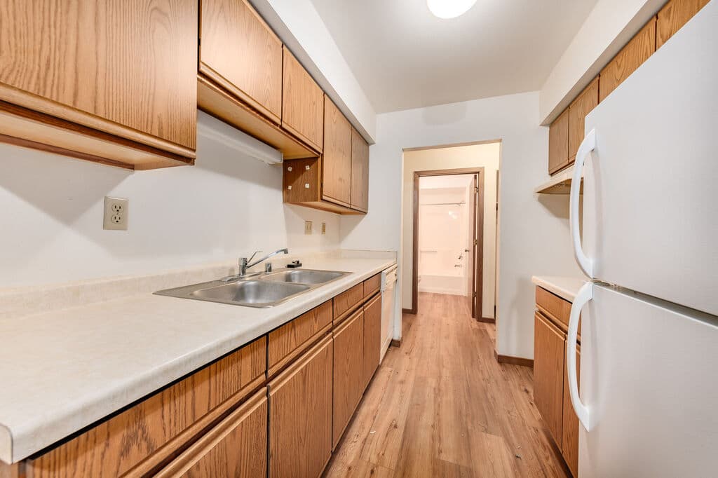 Atrium Apartments - Apartment - 15