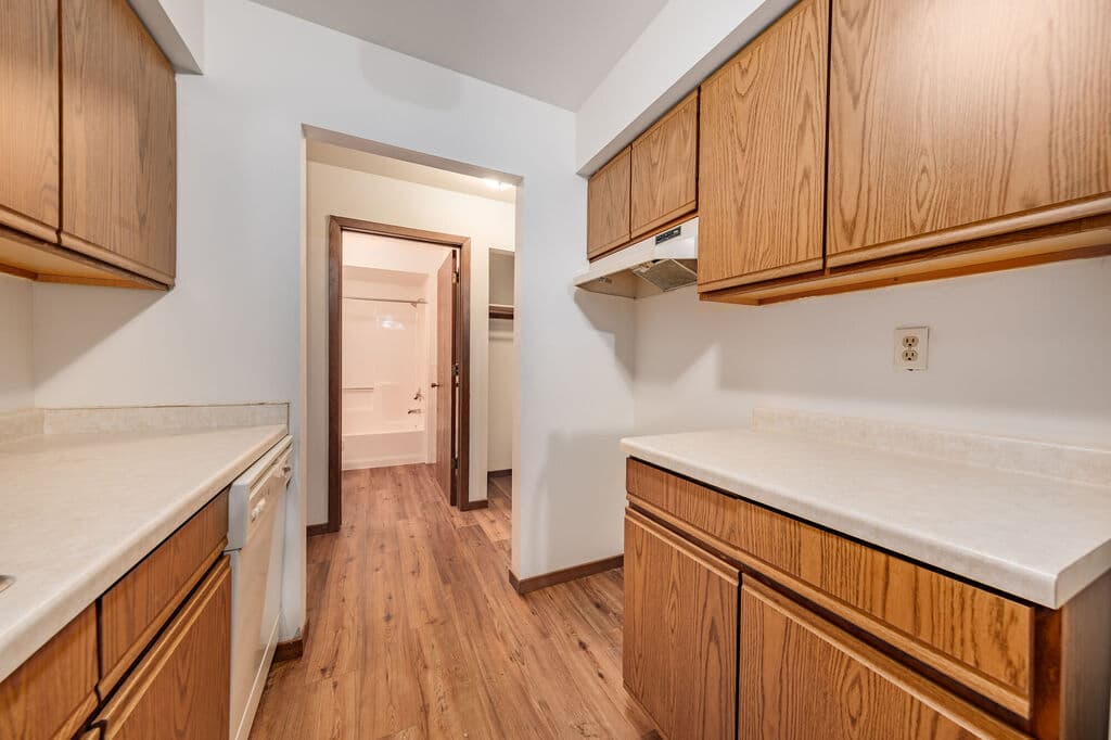 Atrium Apartments - Apartment - 17