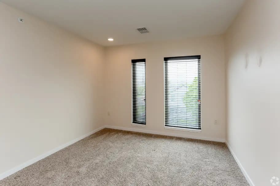 Seven04 Place Apartments - Apartment - 4