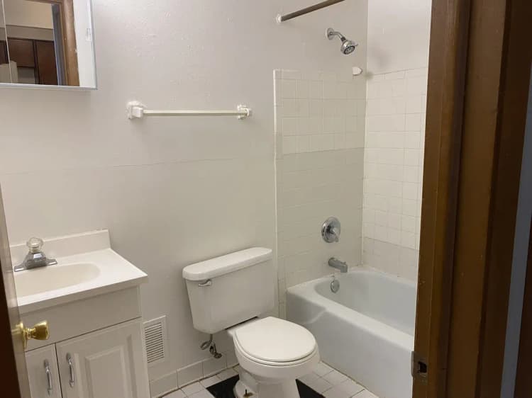 undefined apartments for rent - image - imgi_75_160252168.jpg