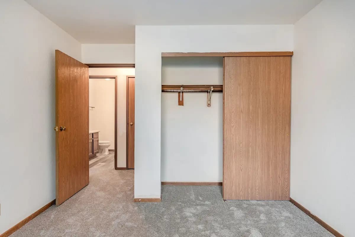 undefined apartments for rent - image - imgi_156_166865833.jpg - 0