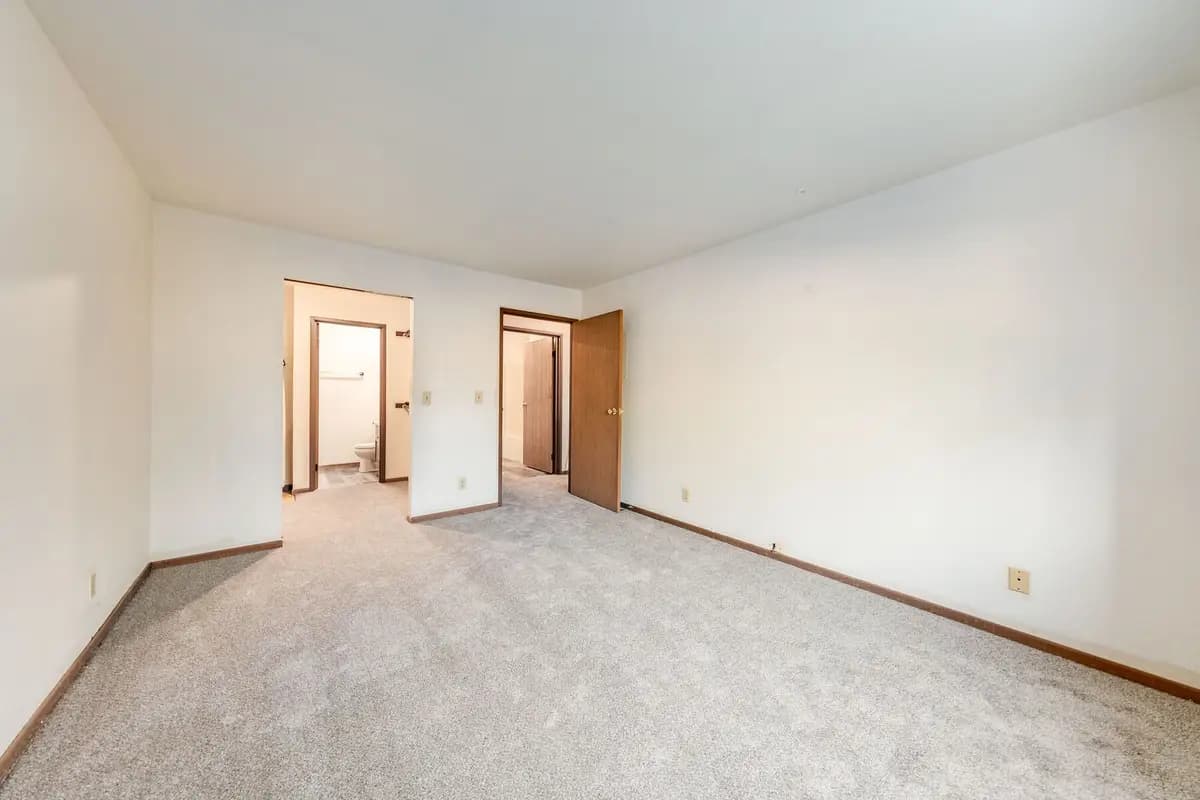 undefined apartments for rent - image - imgi_160_166865928.jpg - 1