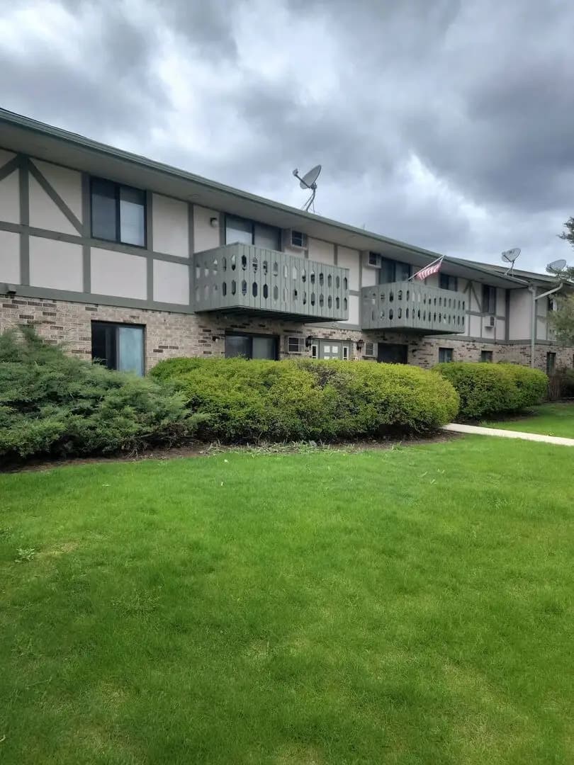 undefined apartments for rent - image - imgi_63_148644982.jpg - 1