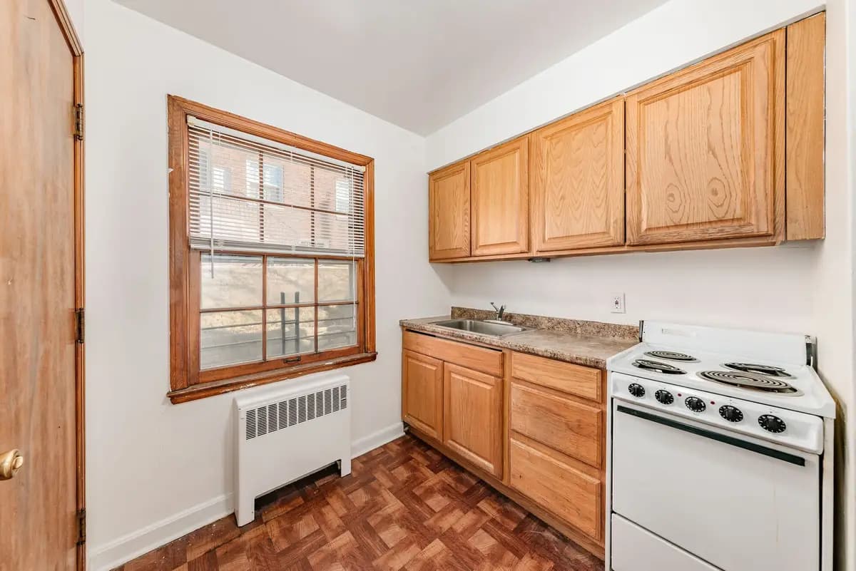 undefined apartments for rent - image - imgi_123_170645223.jpg - 1