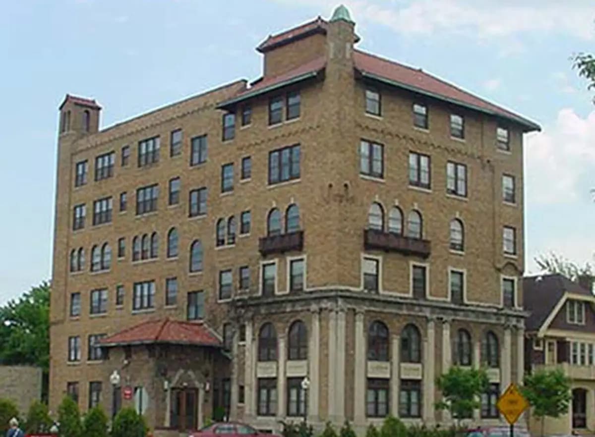 undefined apartments for rent - image - imgi_64_145153826.jpg - 1