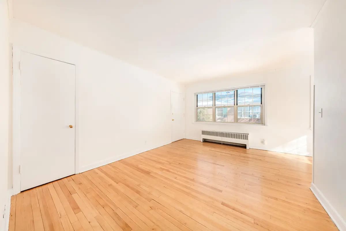 undefined apartments for rent - image - imgi_166_174071575.jpg - 2