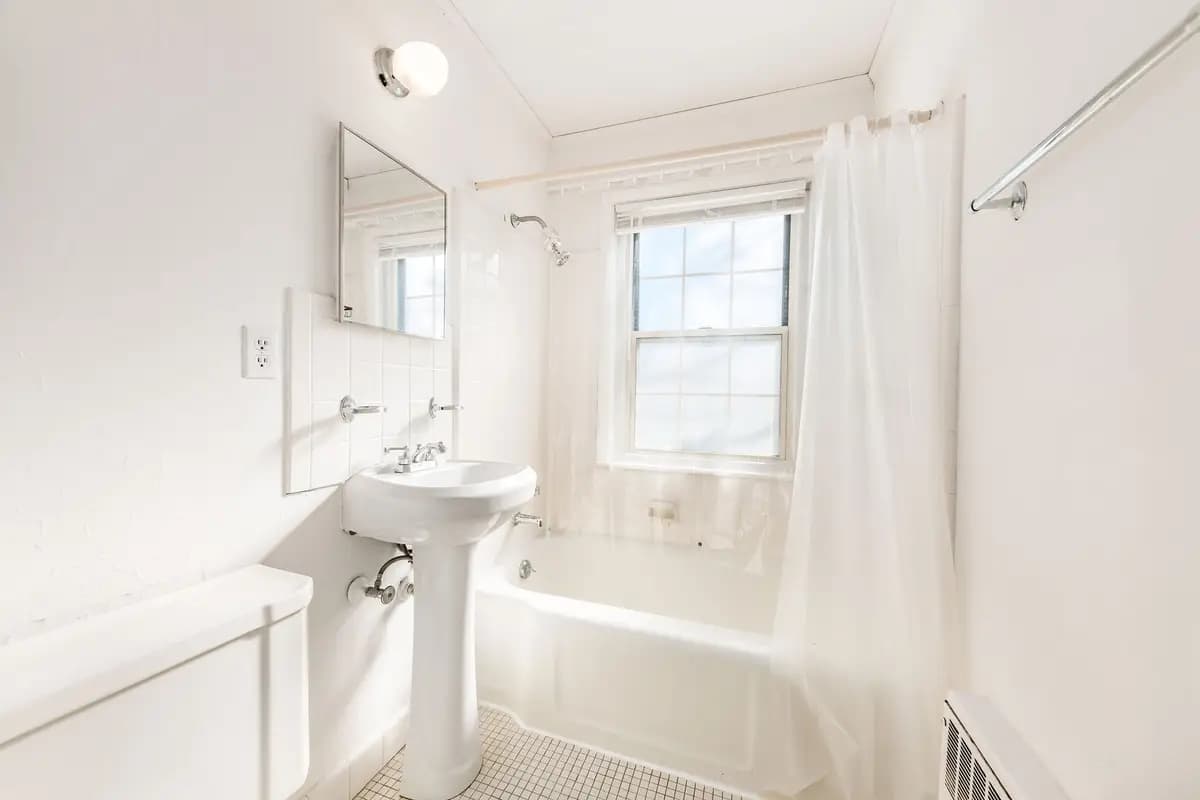 undefined apartments for rent - image - imgi_171_173079003.jpg - 3