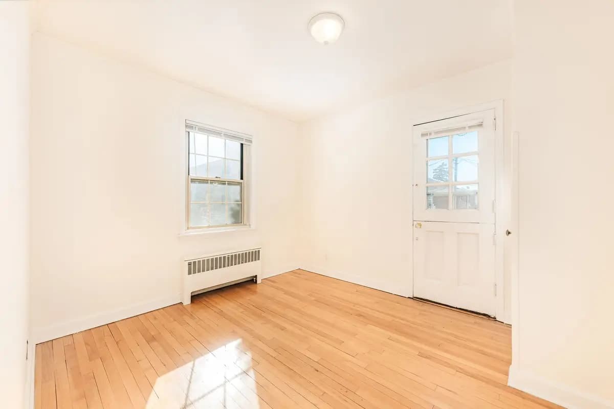 undefined apartments for rent - image - imgi_172_174071570.jpg - 0