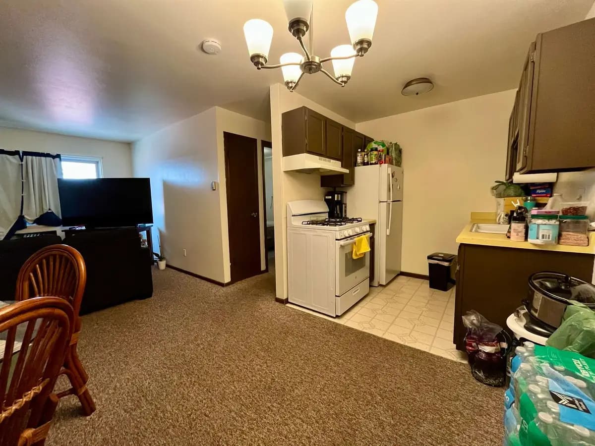 undefined apartments for rent - image - large.jpeg - 3